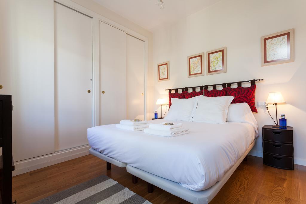 City Rooftop Paradise - Space Maison Apartments Seville Room photo